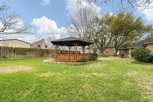 1004 Canyon Ct, Cleburne, TX 76033 - Photo 39