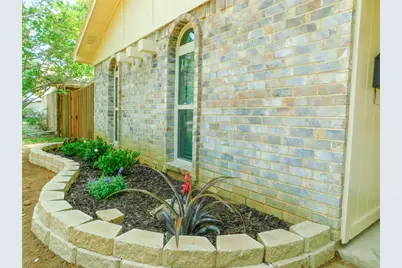 1108 Winterwood Drive, Lewisville, TX 75067 - Photo 3