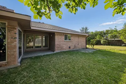 6802 McCallum Boulevard, Dallas, TX 75252 - Photo 29