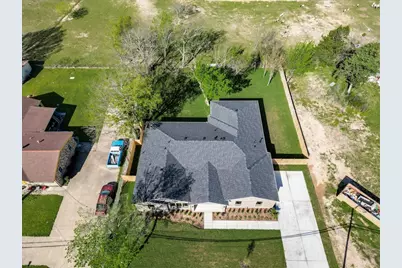 1507 Elk Creek Road, Dallas, TX 75253 - Photo 37