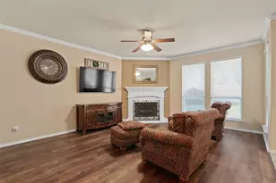 2209 Windhaven Dr, Denton, TX 76210 - Photo 9