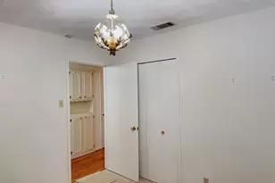 1617 Camara Ct, Grand Prairie, TX 75051 - Photo 17