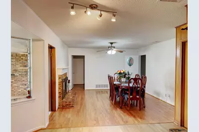 1617 Camara Court, Grand Prairie, TX 75051 - Photo 11