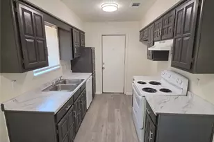 521 E Jay Ct, DeSoto, TX 75115 - Photo 3