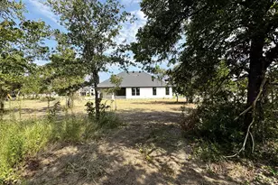 1098 Silver Sage Trl, Weatherford, TX 76085 - Photo 21
