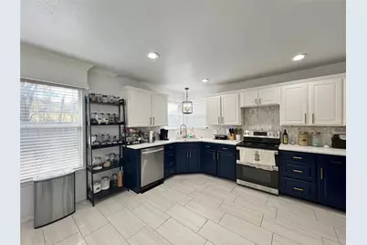 717 Ridgehill Drive, Burleson, TX 76028 - Photo 3