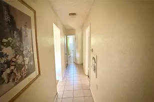 215 E 15th St, Irving, TX 75060 - Photo 23