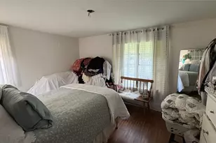 215 E 15th St, Irving, TX 75060 - Photo 19