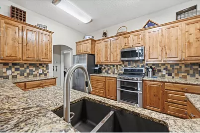 5629 Meadows Way, North Richland Hills, TX 76180 - Photo 15