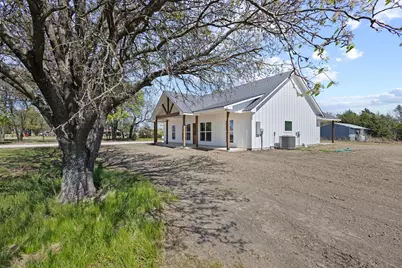 14419 Fm 1396 E, Windom, TX 75492 - Photo 13