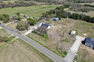 14419 Fm 1396 E, Windom, TX 75492 - Photo 5