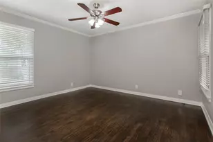 570 Bondstone Dr, Dallas, TX 75218 - Photo 15