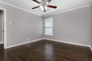 570 Bondstone Dr, Dallas, TX 75218 - Photo 17