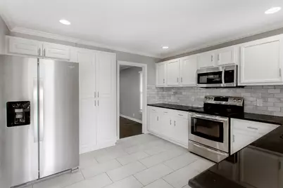 570 Bondstone Drive, Dallas, TX 75218 - Photo 9