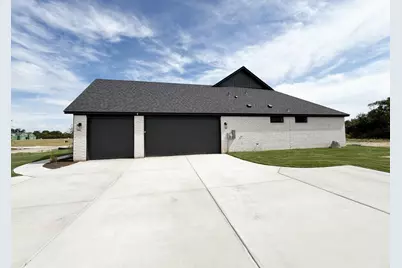 1102 Silver Sage Trail, Weatherford, TX 76085 - Photo 3
