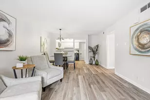 5323 Fleetwood Oaks Ave, Dallas, TX 75235 - Photo 7