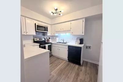 5323 Fleetwood Oaks Avenue #256, Dallas, TX 75235 - Photo 9