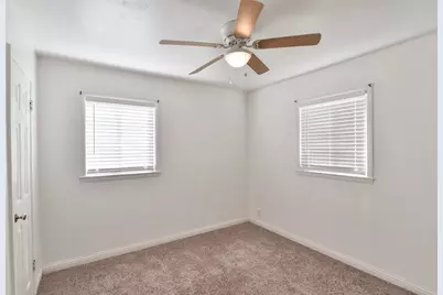 344 NW Renfro Street, Burleson, TX 76028 - Photo 13