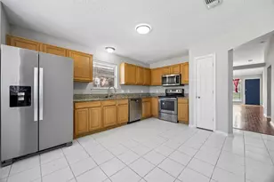 2117 Whispering Wind St, Fort Worth, TX 76108 - Photo 7