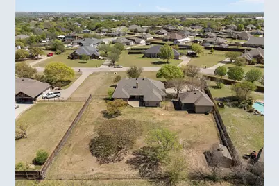 163 Lakeview Drive, Aledo, TX 76008 - Photo 21