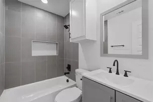 2217 Sayle St, Greenville, TX 75401 - Photo 15