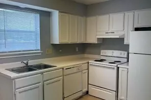 2822 Wimbledon Ct, Garland, TX 75041 - Photo 3