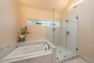 1227 Farnham Ct E, Irving, TX 75062 - Photo 19