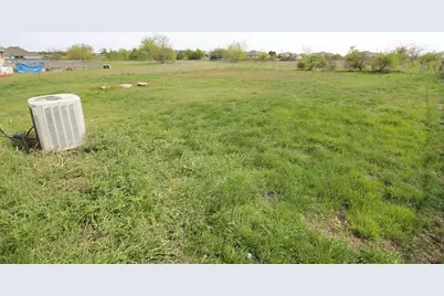 112 Collett Court, Weatherford, TX 76088 - Photo 17