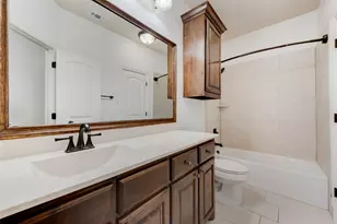 5039 Venecia Way, Grand Prairie, TX 75052 - Photo 23