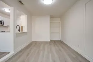 714 San Carlos Dr, Grand Prairie, TX 75051 - Photo 19