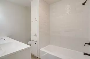 714 San Carlos Dr, Grand Prairie, TX 75051 - Photo 29