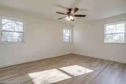 714 San Carlos Drive, Grand Prairie, TX 75051 - Photo 21