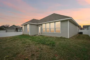 9000 HUXLEY Dr, Providence Village, TX 76227 - Photo 27