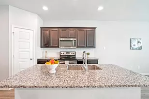 9000 HUXLEY Dr, Providence Village, TX 76227 - Photo 5