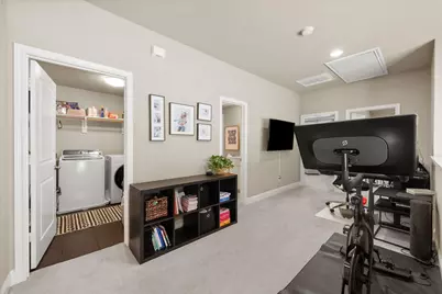 2801 Livingston Avenue, Fort Worth, TX 76110 - Photo 17