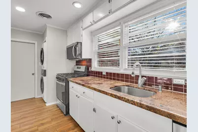 3404 Cromart Avenue, Fort Worth, TX 76133 - Photo 7