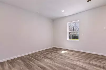 1706 E Garnett Street, Gainesville, TX 76240 - Photo 15