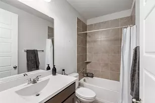 324 Moonvine Dr, Little Elm, TX 75068 - Photo 5