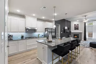 324 Moonvine Dr, Little Elm, TX 75068 - Photo 9