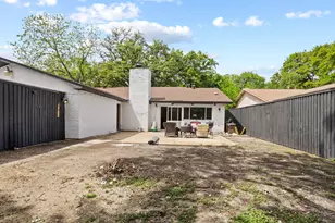 2834 Dove Meadow Dr, Garland, TX 75043 - Photo 33