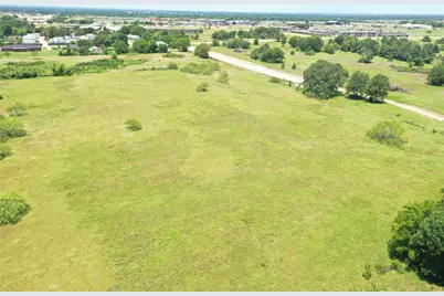 381 Paddock Drive, Mabank, TX 75156 - Photo 5