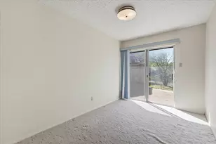 700 Vail Dr, Arlington, TX 76012 - Photo 17