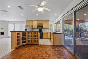 15721 Mapleview Cir, Dallas, TX 75248 - Photo 9