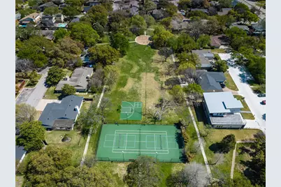 15721 Mapleview Circle, Dallas, TX 75248 - Photo 39