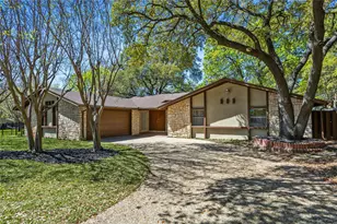 15721 Mapleview Cir, Dallas, TX 75248 - Photo 1