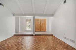 15721 Mapleview Cir, Dallas, TX 75248 - Photo 5