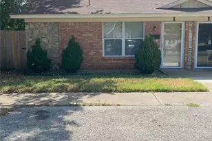 904 N Frances St, Terrell, TX 75160 - Photo 1