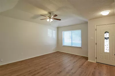 10109 Pack Saddle Trail, Fort Worth, TX 76108 - Photo 3