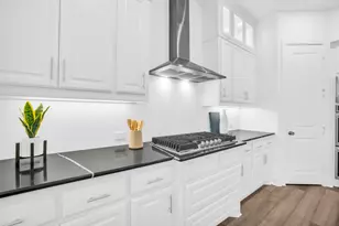 5100 Hedgerow Dr, Little Elm, TX 76227 - Photo 9