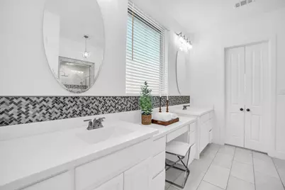 5100 Hedgerow Drive, Little Elm, TX 76227 - Photo 17